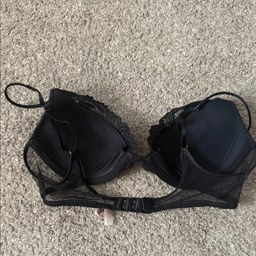 Black Lace Underwire Bra - Very Sexy Push-up 34B - Picture 2 of 3